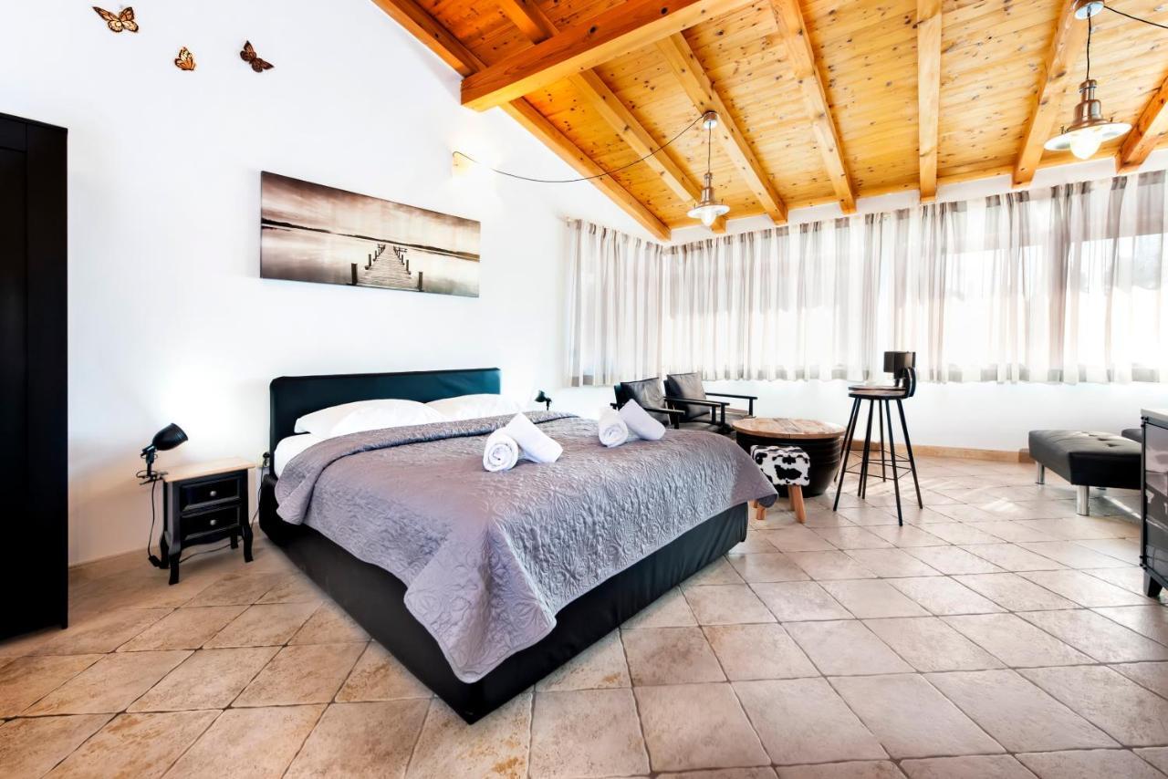Dolce Studio Apartmani โรวีน ภายนอก รูปภาพ